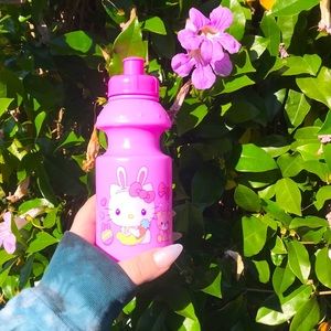 Sanrio Hello Kitty Girls Water Bottle